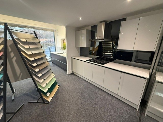 Kitchen display with samples